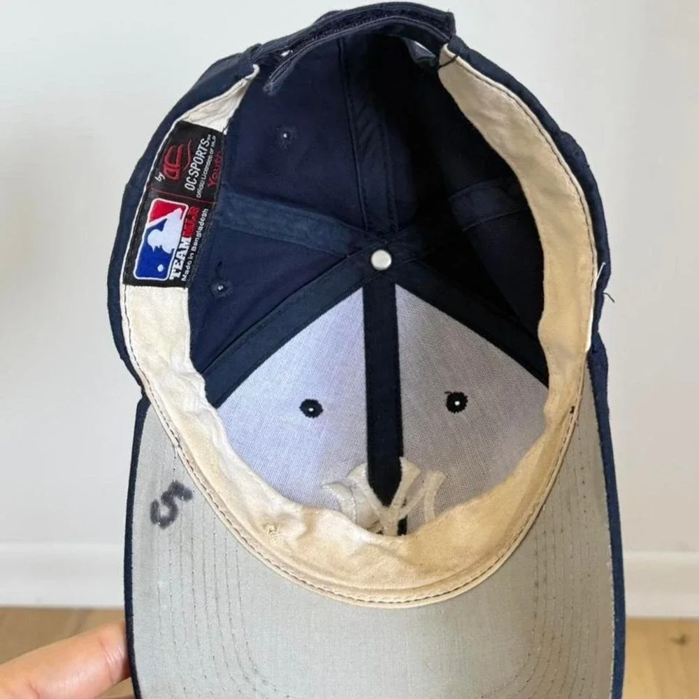 Vintage New York Yankees Navy MLB Dad Hat Adjustable Strap